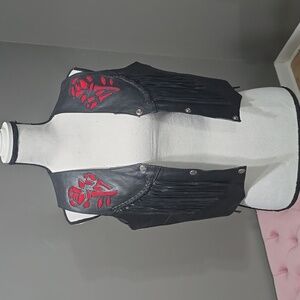 Hot leathers fringe and embroidery vest
